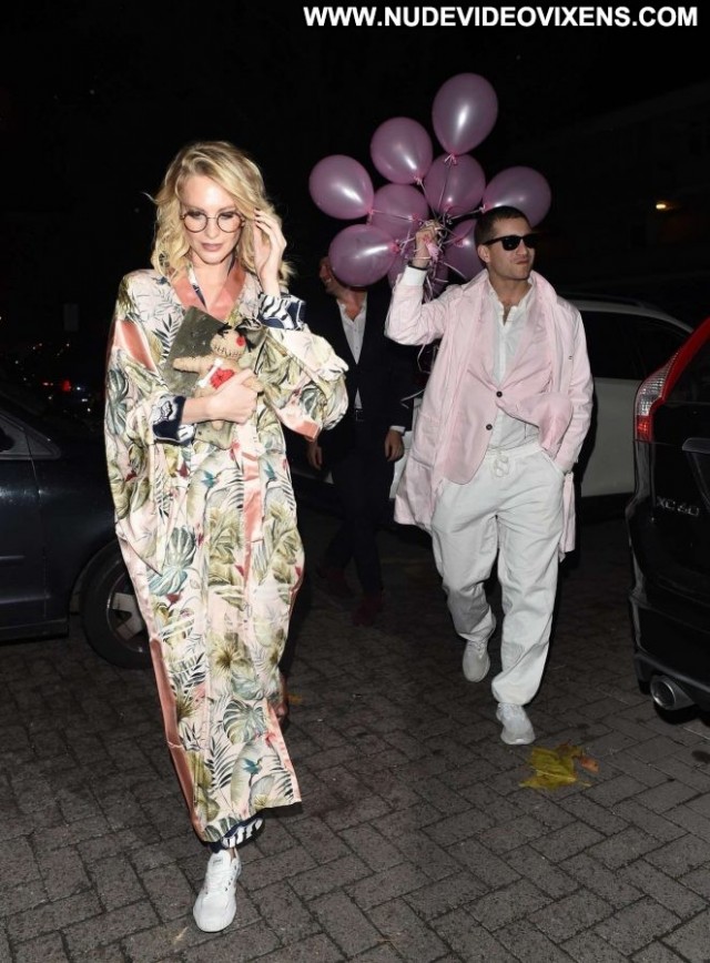 Poppy Delevingne Halloween Party Celebrity Beautiful Halloween Babe