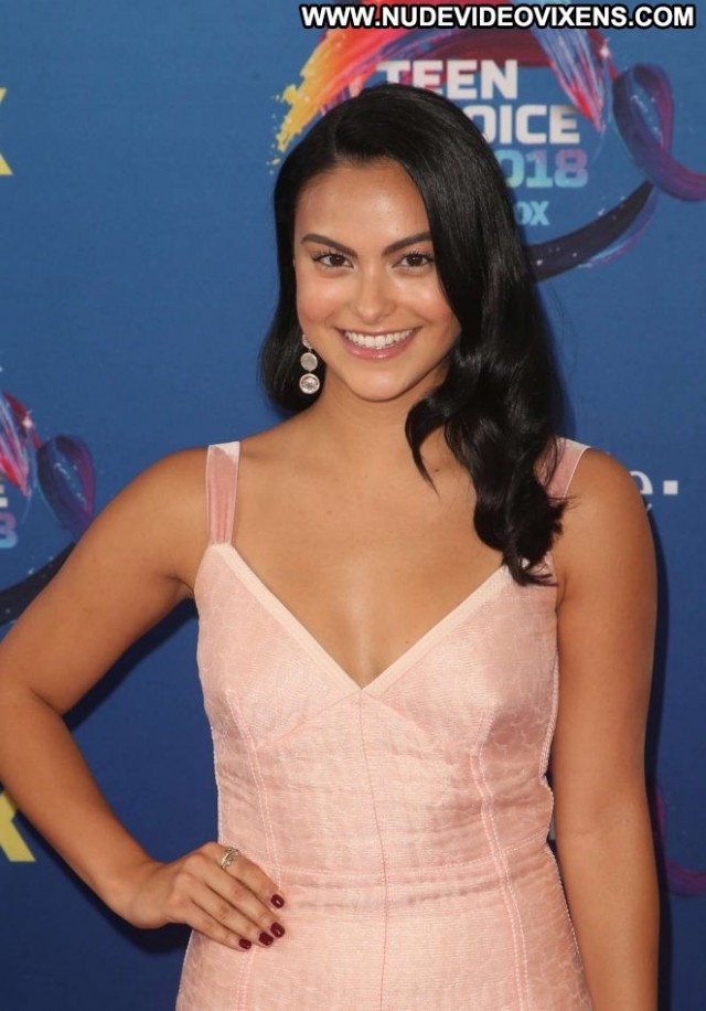 Camila Mendes No Source Beautiful Awards Celebrity Teen Posing Hot