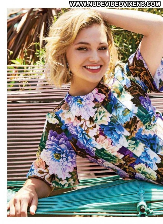 Olivia Holt No Source  Paparazzi Beautiful Babe Magazine Mexico