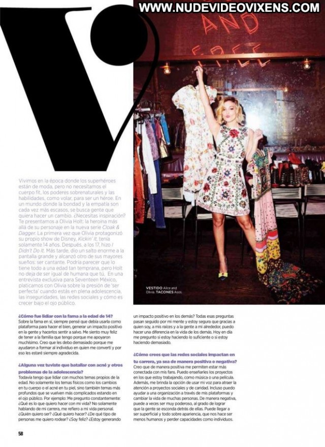 Olivia Holt No Source Babe Paparazzi Posing Hot Magazine Beautiful