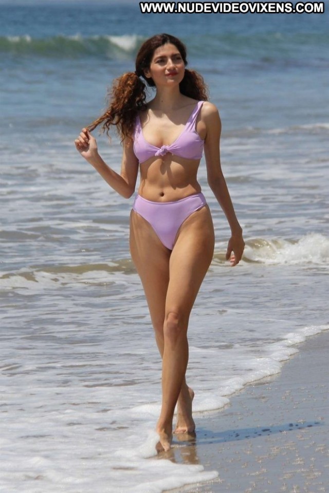 Pink The Beach In Malibu Mali Celebrity Bikini Babe Posing Hot Malibu