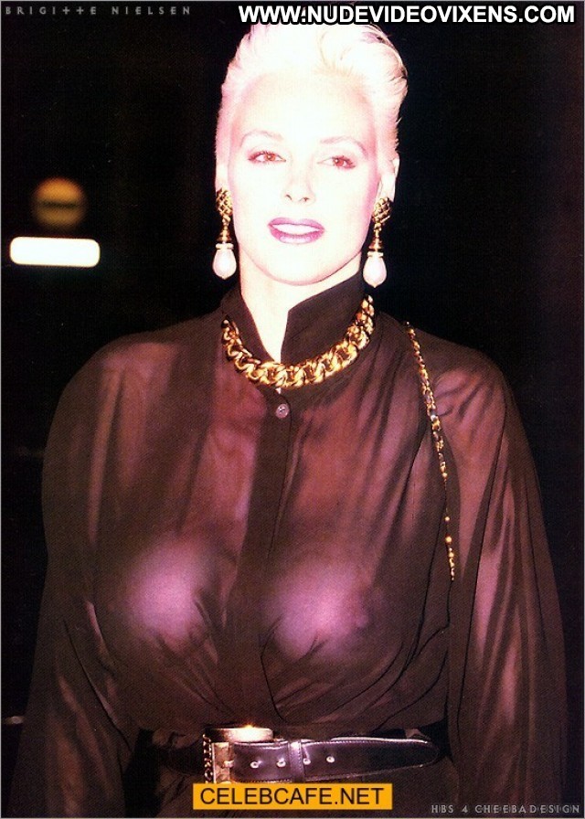 Brigitte Nielsen No Source Bra Celebrity Posing Hot Braless Babe