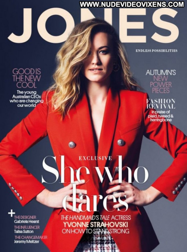 Yvonne Strahovski S Magazine Paparazzi Posing Hot Celebrity Babe