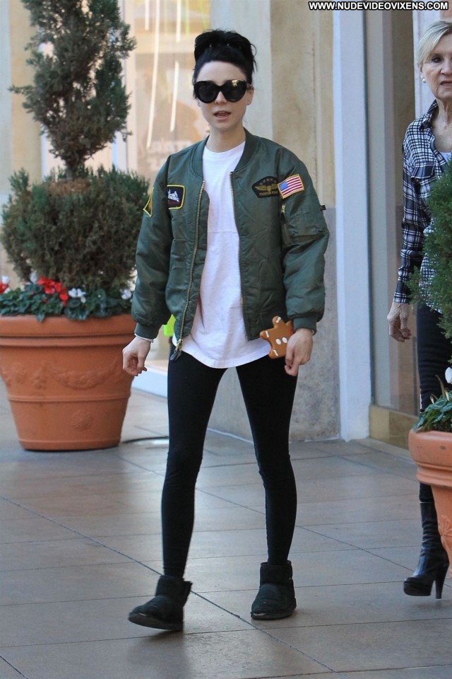 Alessandra Torresani No Source Beautiful Babe Posing Hot Celebrity
