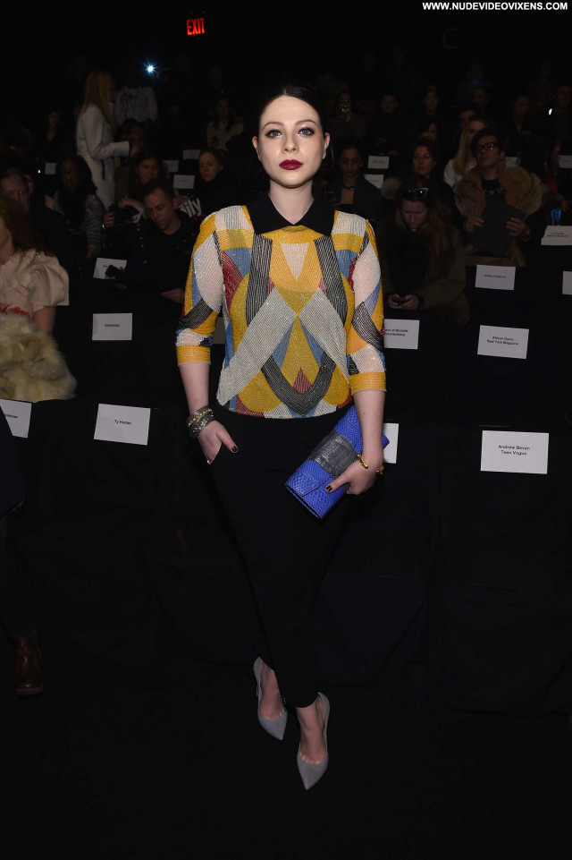 Michelle Trachtenberg Fashion Show Babe Posing Hot Beautiful Nyc
