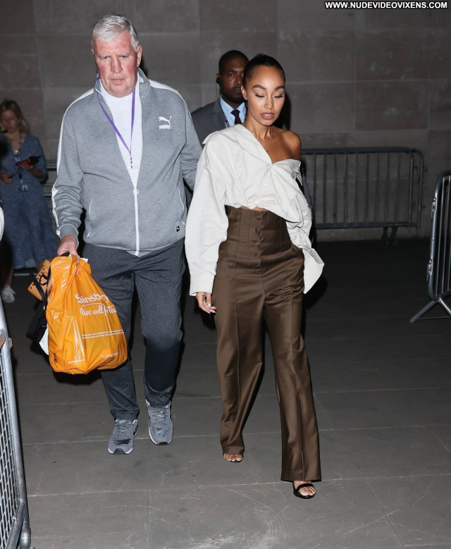 Leigh Anne No Source Paparazzi Beautiful Babe Posing Hot Celebrity