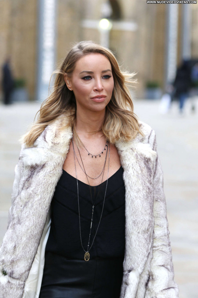 Lauren Pope No Source Posing Hot London Beautiful Rich Babe Celebrity