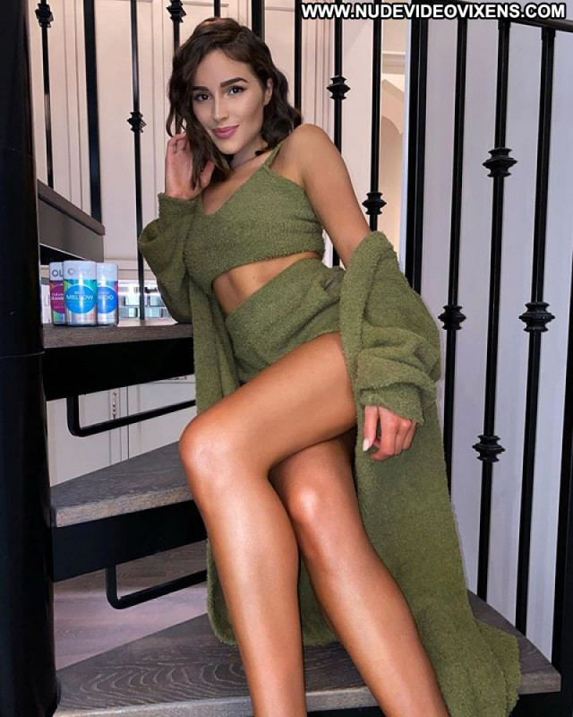 Olivia Culpo No Source Posing Hot Sexy Beautiful Celebrity Babe