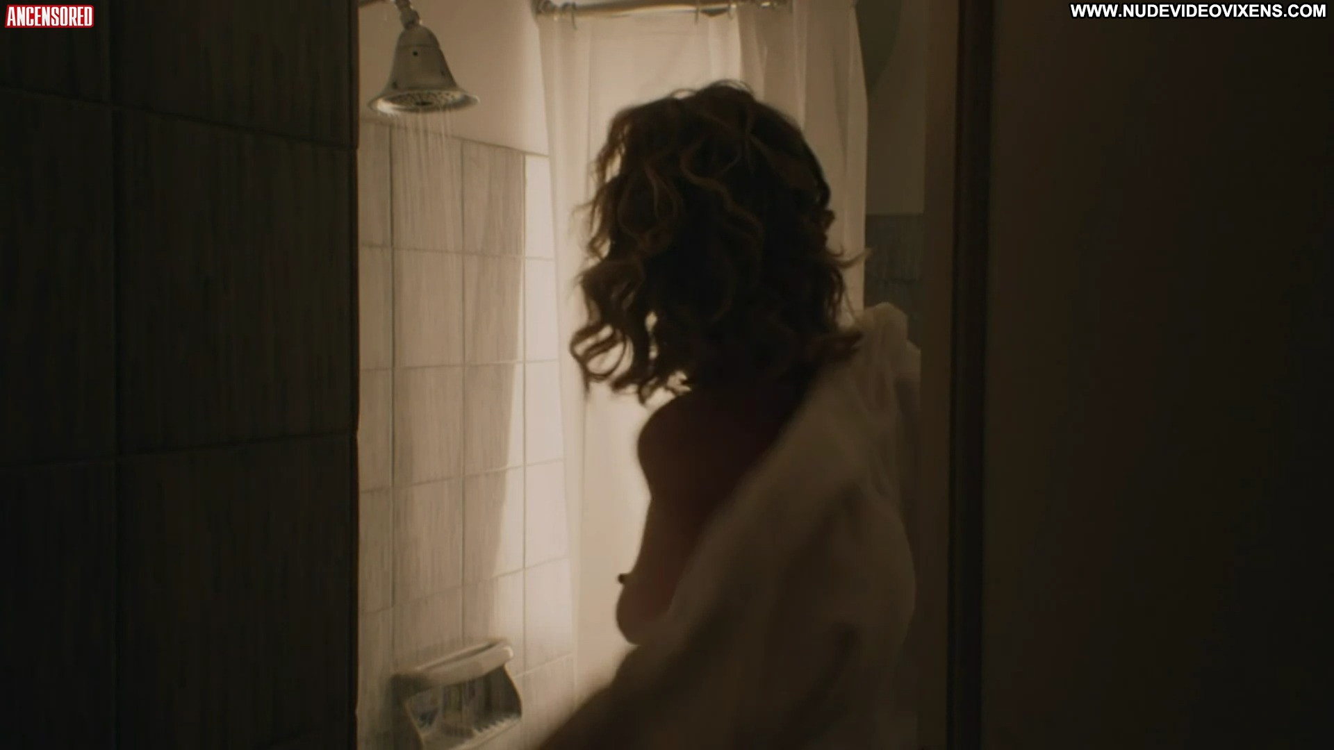 Antonia Liskova  nackt