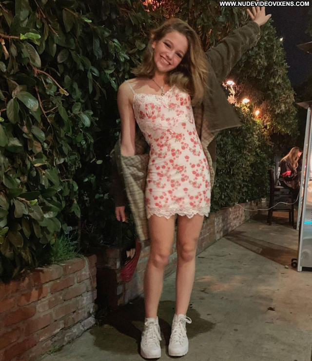 Jayden Bartels No Source Beautiful Posing Hot Celebrity Babe Sexy