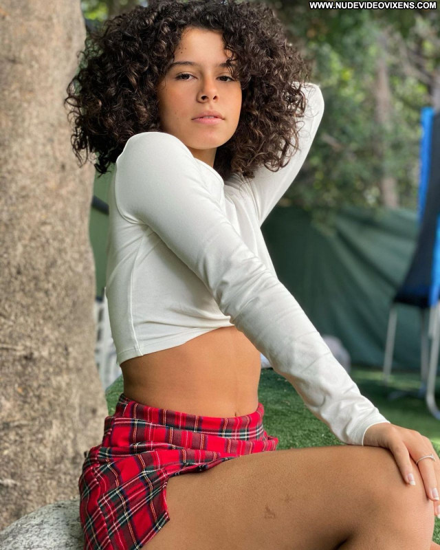 Gabriella Saraivah No Source Posing Hot Babe Beautiful Sexy Celebrity